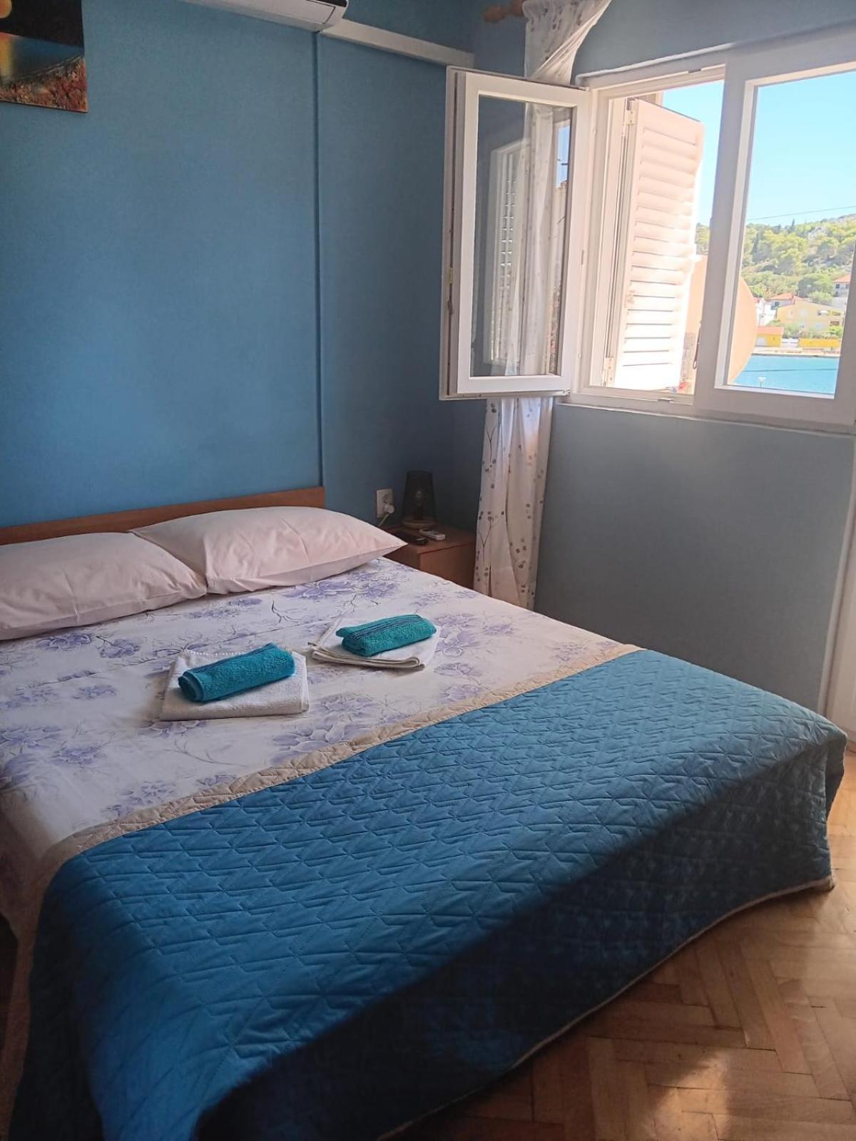 Apartman Tisno Exterior foto